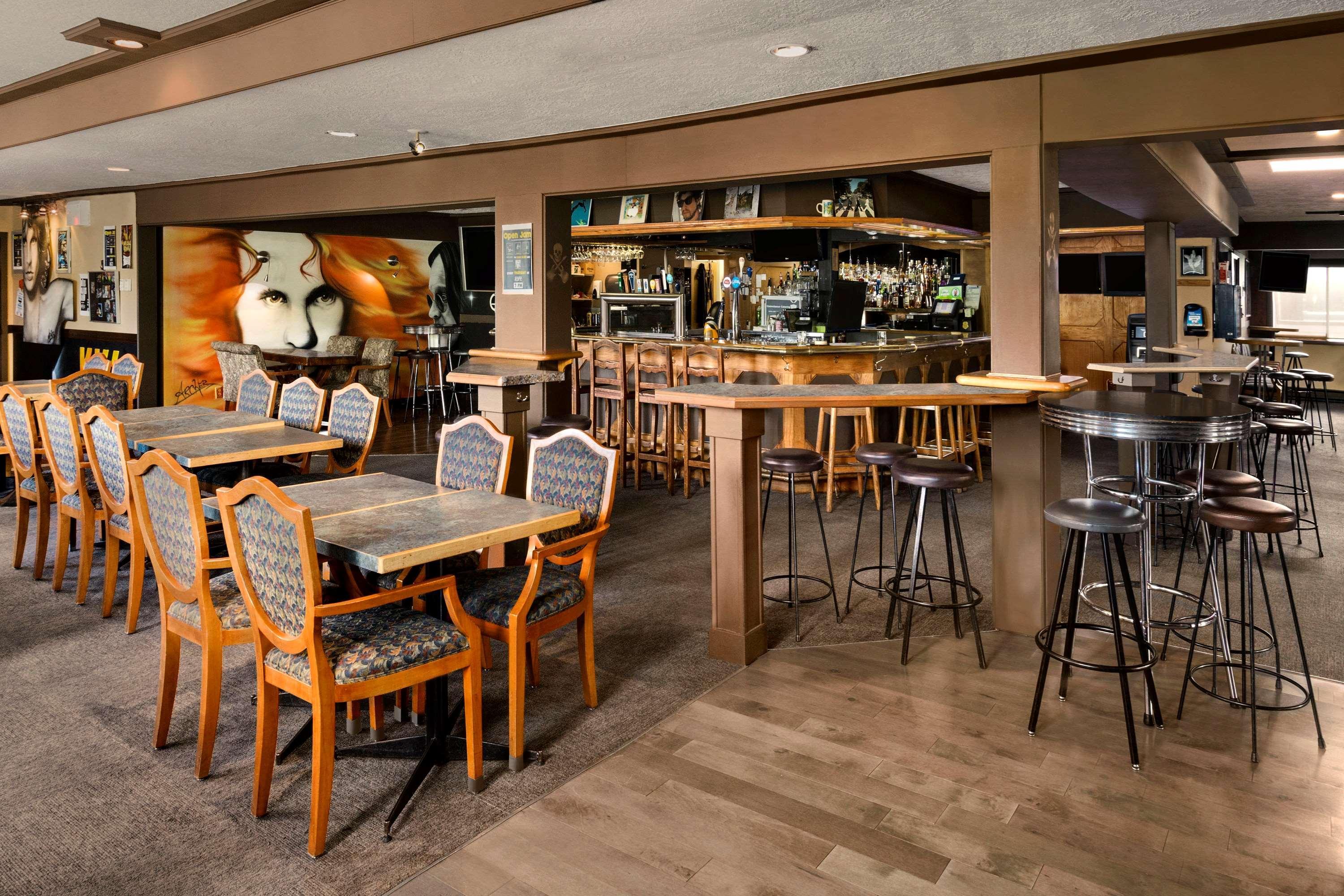 Days Inn By Wyndham Victoria Uptown Εστιατόριο φωτογραφία